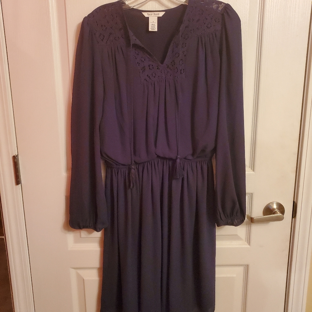 White House Black Market - Navy long sleeve dress - Size 4